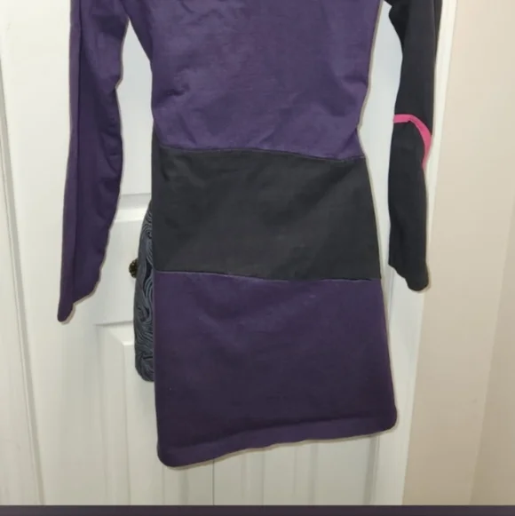 Leopards & Roses Abstract Dress - Picture 9 of 11